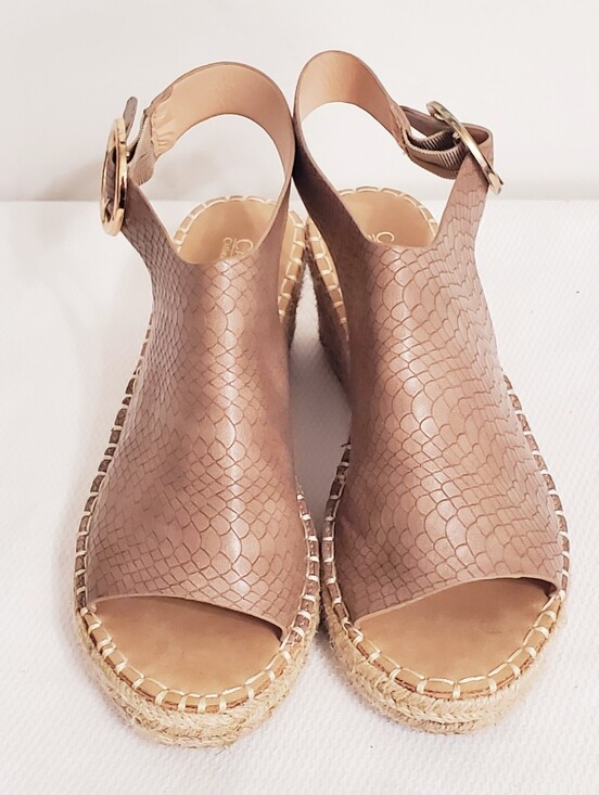 Catherine Malandrino Shoes - Catherine Malandrino Cirkly Taupe Textured Espadrille Wedge Sandals Suze 10